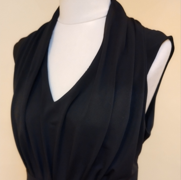 Evening dress in black - Picture 2 of 4